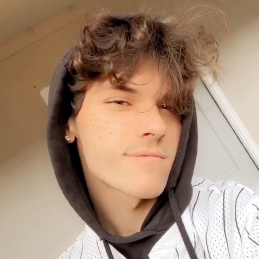 Meet your Posher, Cole